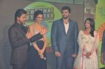Shahrukh Khan, Deepika Padukone, Nikitin Dheer, Priyamani at the Music Launch of Chennai Express in Mumbai on 3rd July 2013 (40).JPG